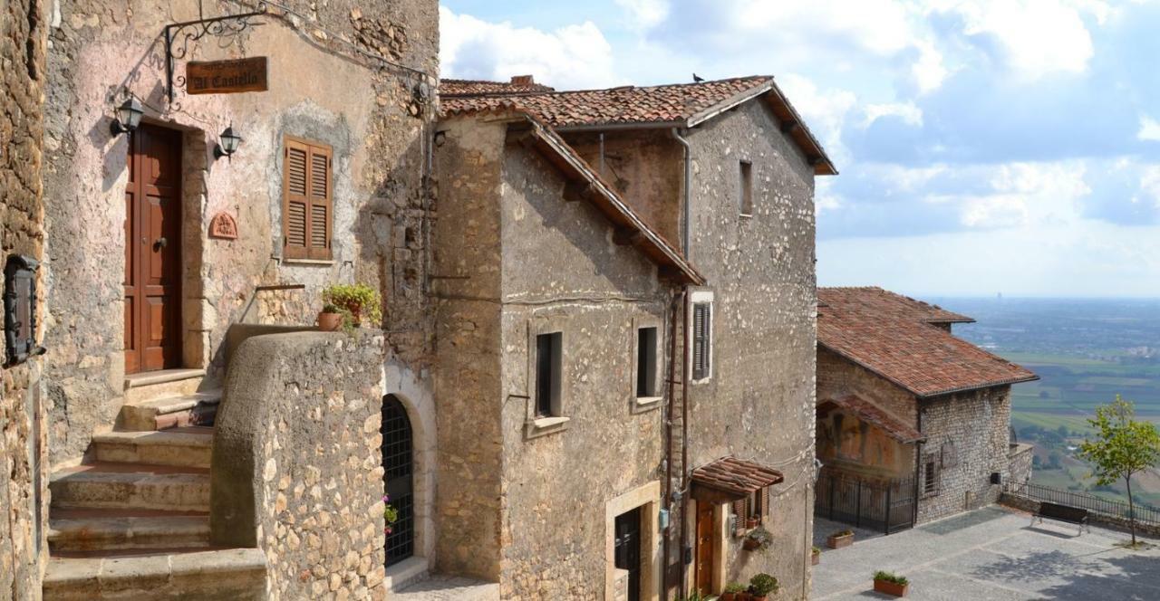 A Casa Di Lino Apartment Sermoneta Exterior photo