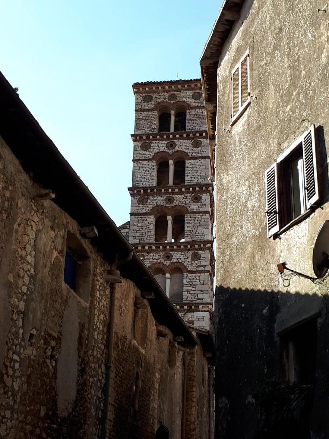 A Casa Di Lino Apartment Sermoneta Exterior photo